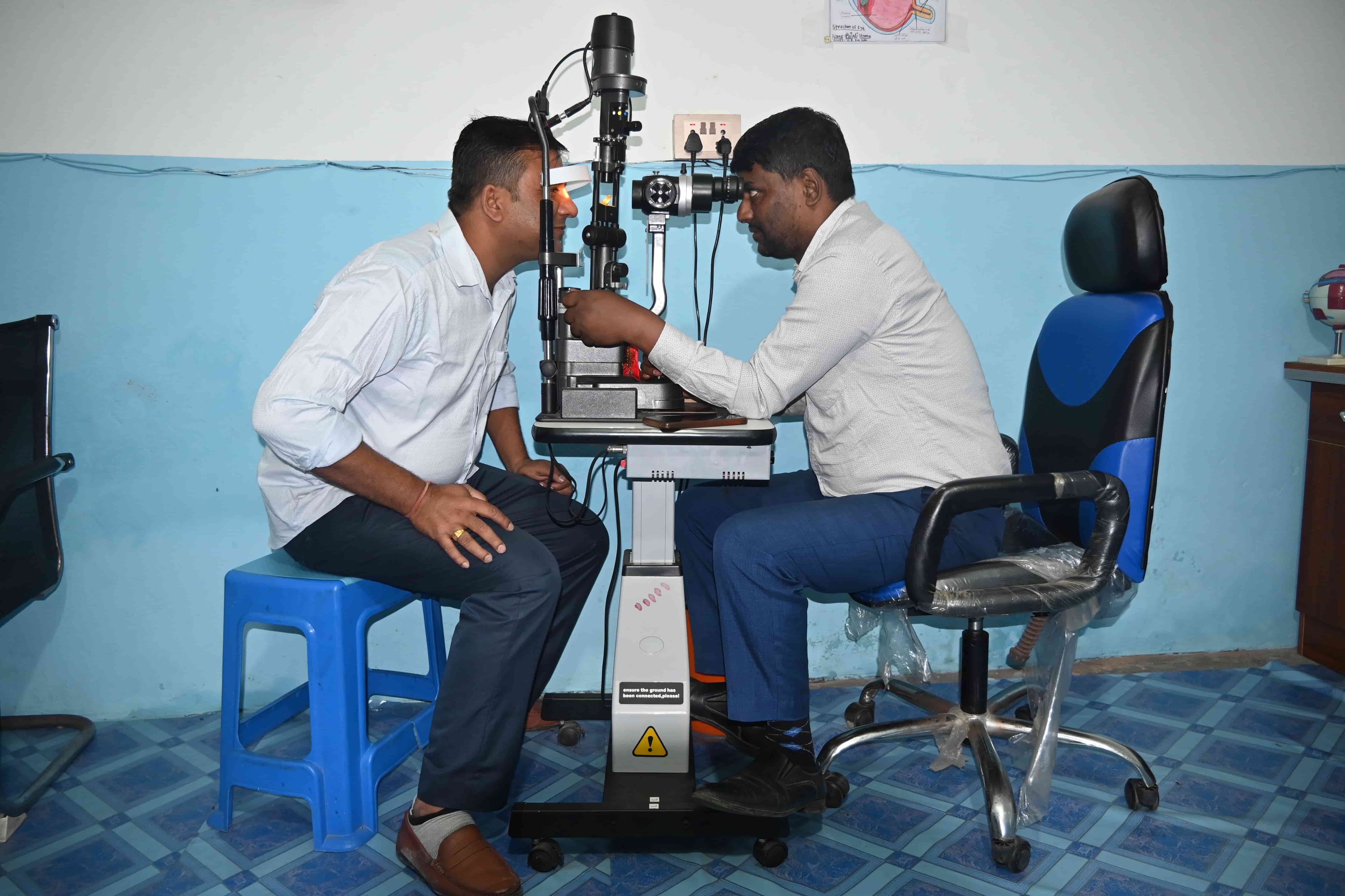 Eye checkup
